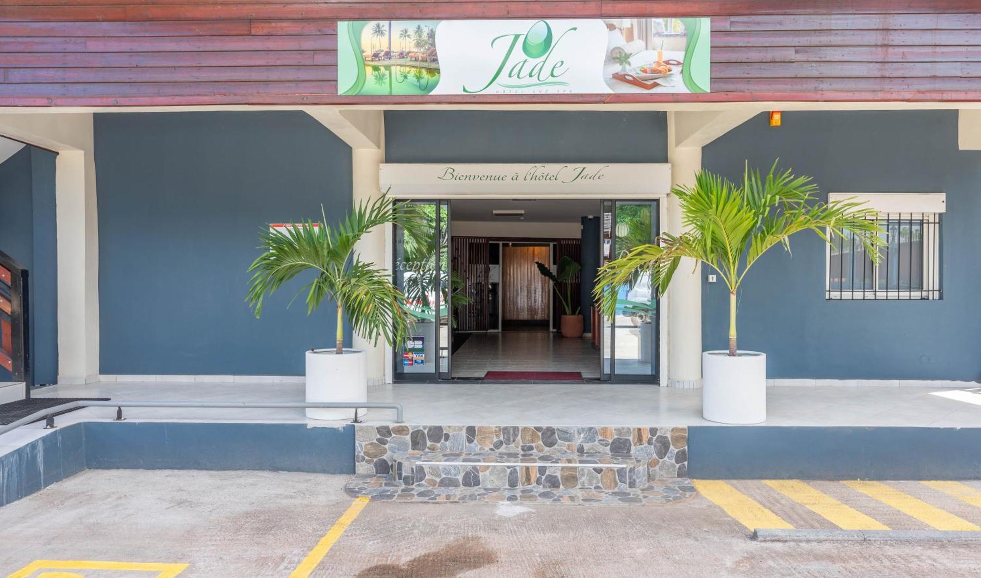 Jade Hotel And Spa Bandrele المظهر الخارجي الصورة